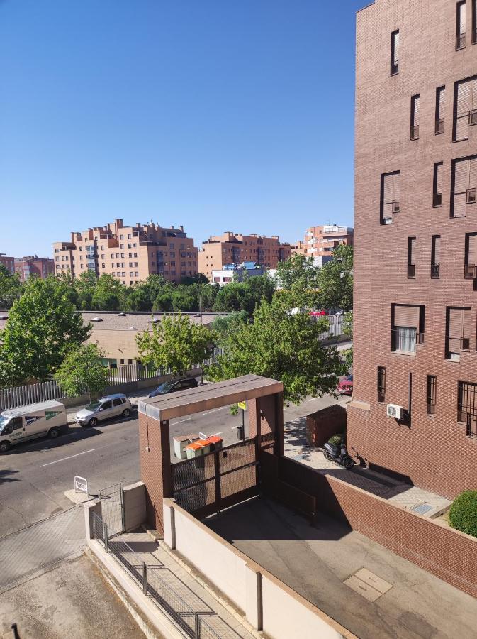 Hôtel Arte Ruprestre à Madrid Extérieur photo